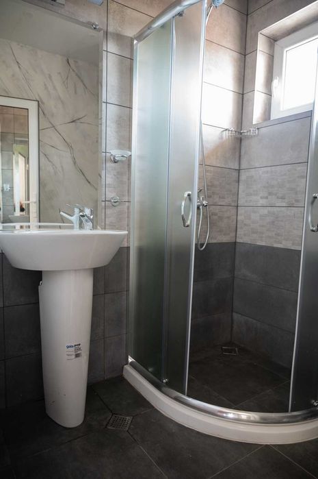 Дава се под наем Двустаен апартамент в Варна, Левски - 65 кв.м за 433.5 € - Снимка #21