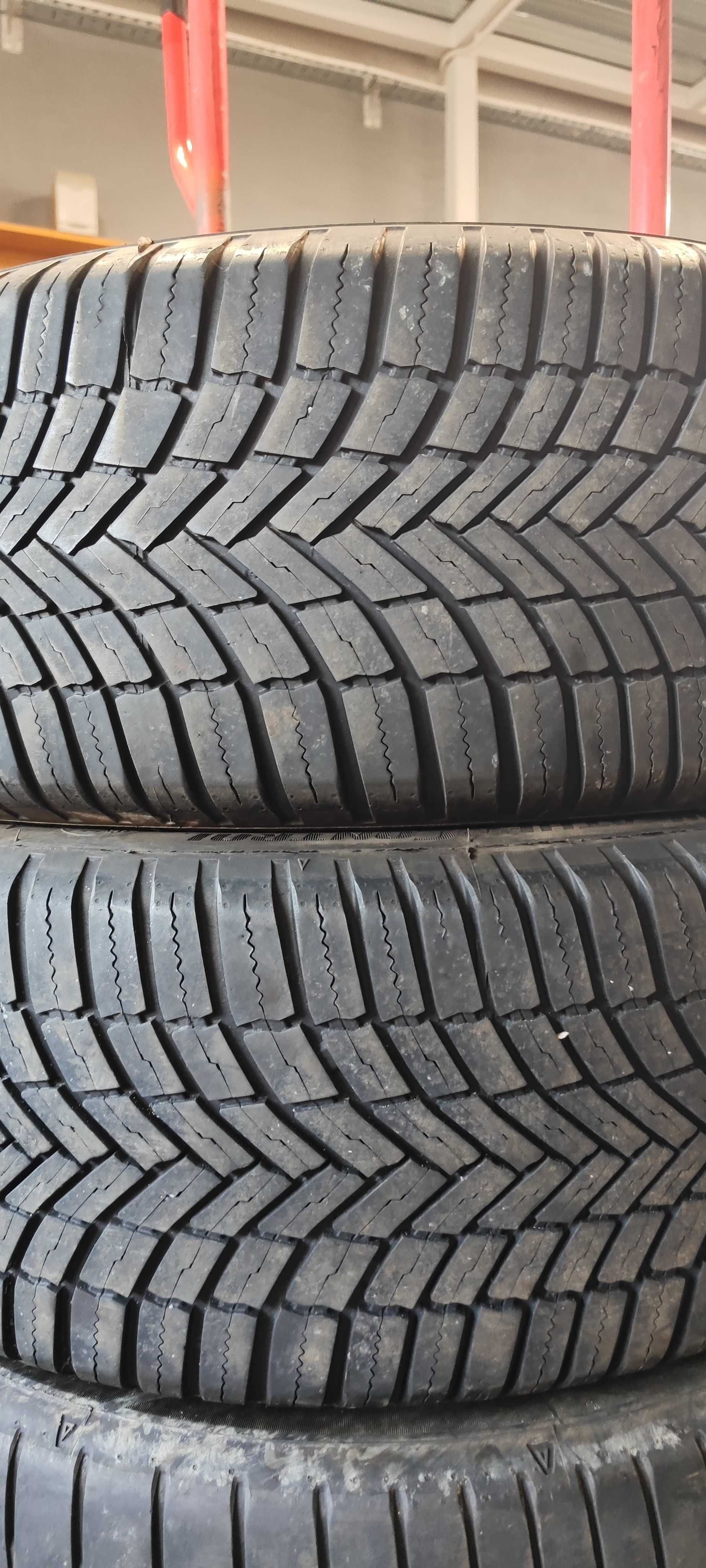 2бр.всесезонни гуми 215/55/17 Bridgestone