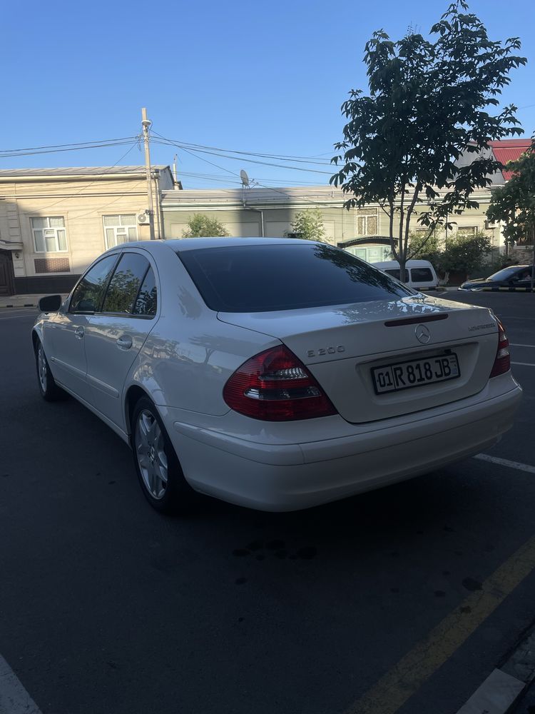 Mercedes-benz W211 e 2 Kompressor e class