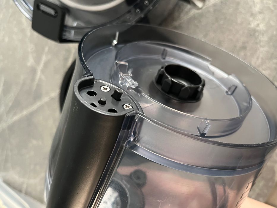 КУХНЕНСКИ РОБОТ PHILIPS HR7778/00 с 13 режима на работа