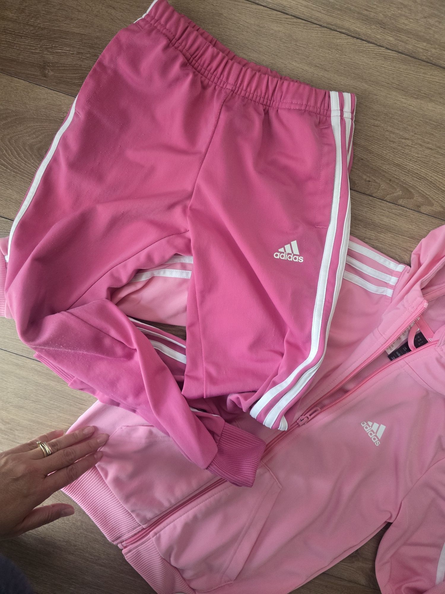 Детски спортен екип Adidas 128/ 7-8г