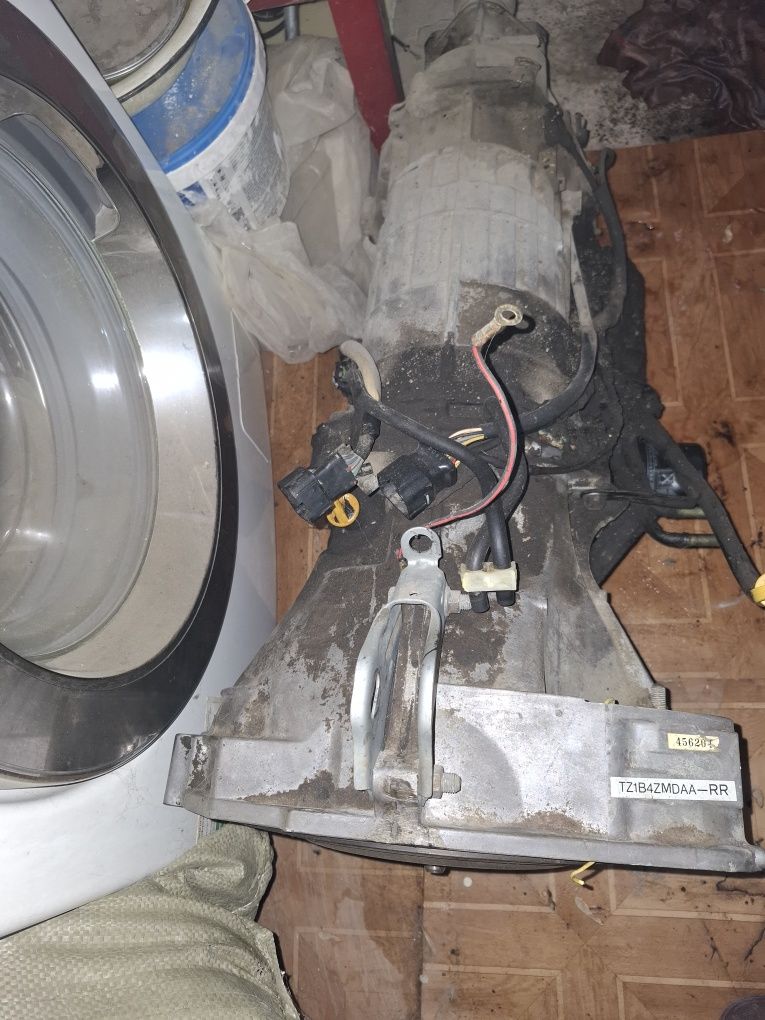 Продам б/у автоматическую коробку автомат