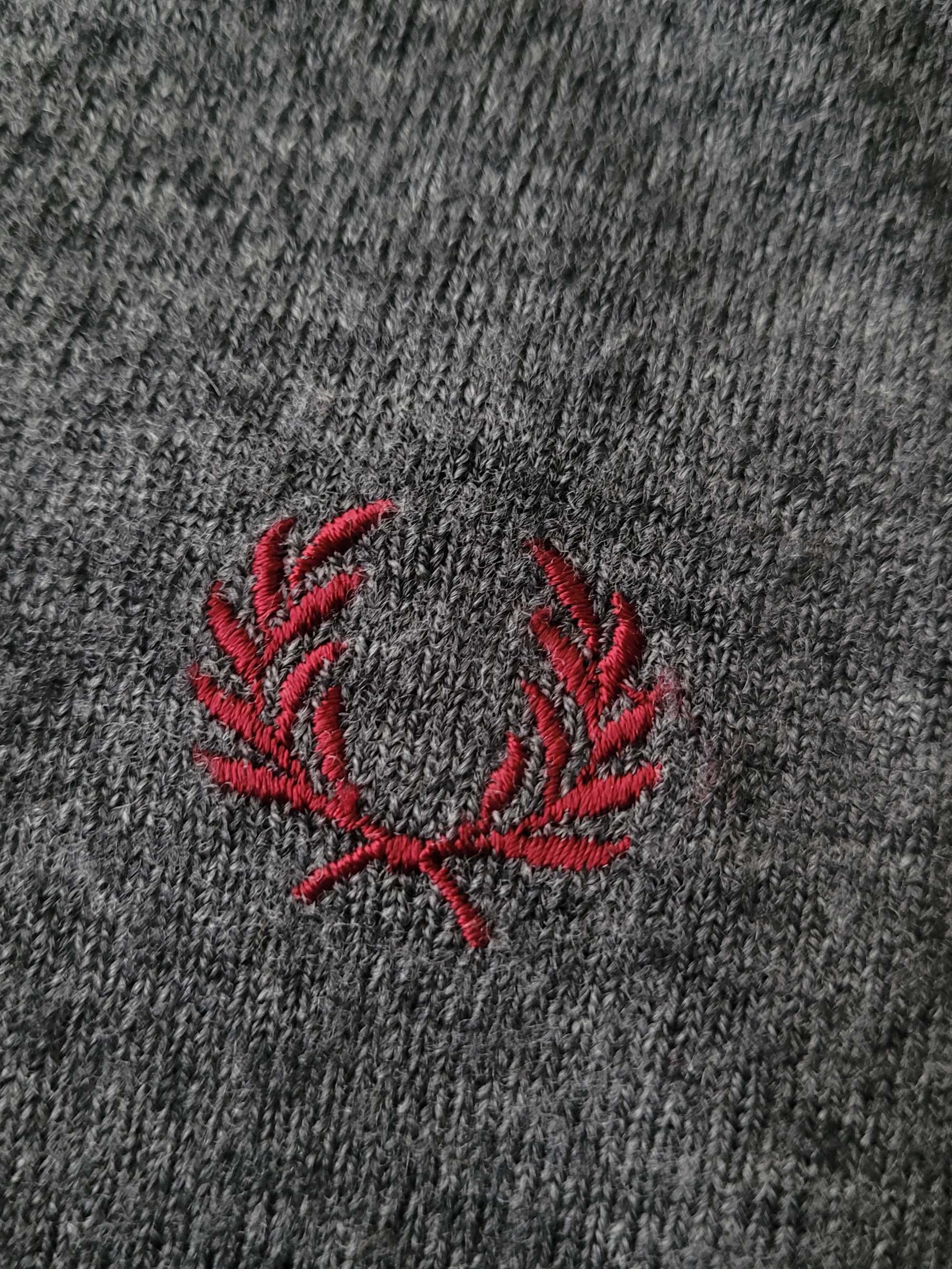 Pulover Fred Perry 100% lână, marimea M (Made in England)