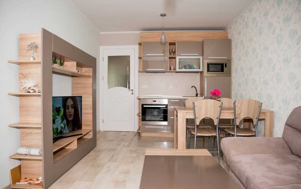 Дава се под наем Двустаен апартамент в Бургас, Сарафово - 65 кв.м за 225 € - Снимка #1