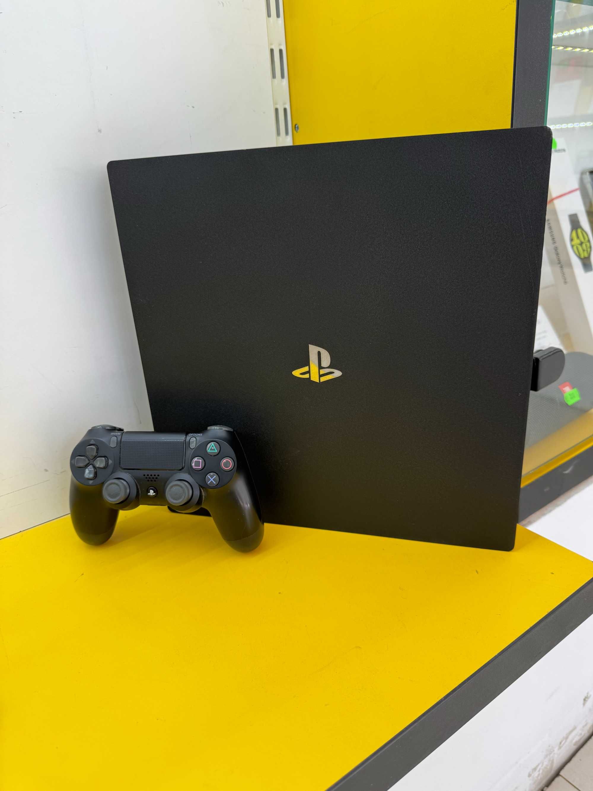 Garantie 24 Luni PlayStation 4 Pro 1TB CashBox