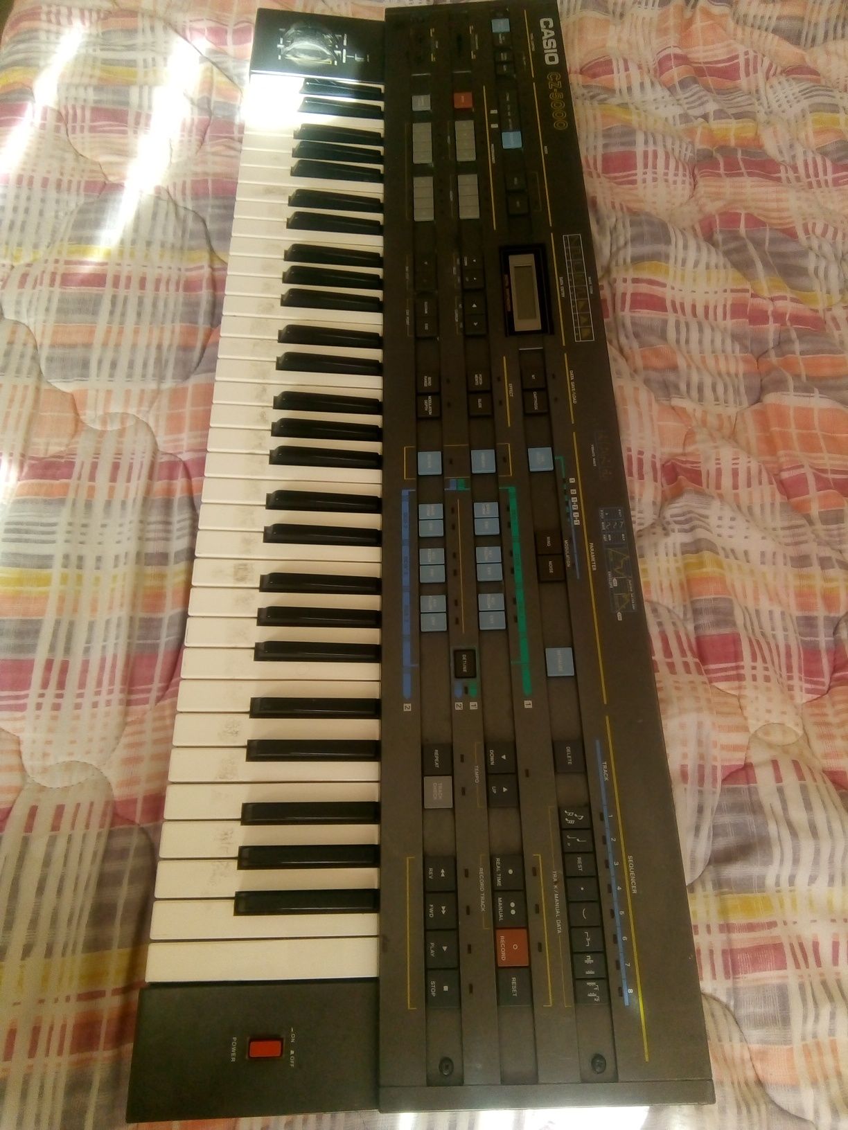 Casio CZ 5000 synthetizator