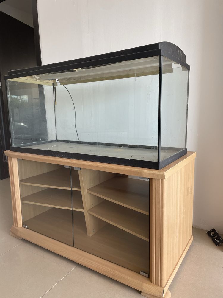 Acvariu 180 litri