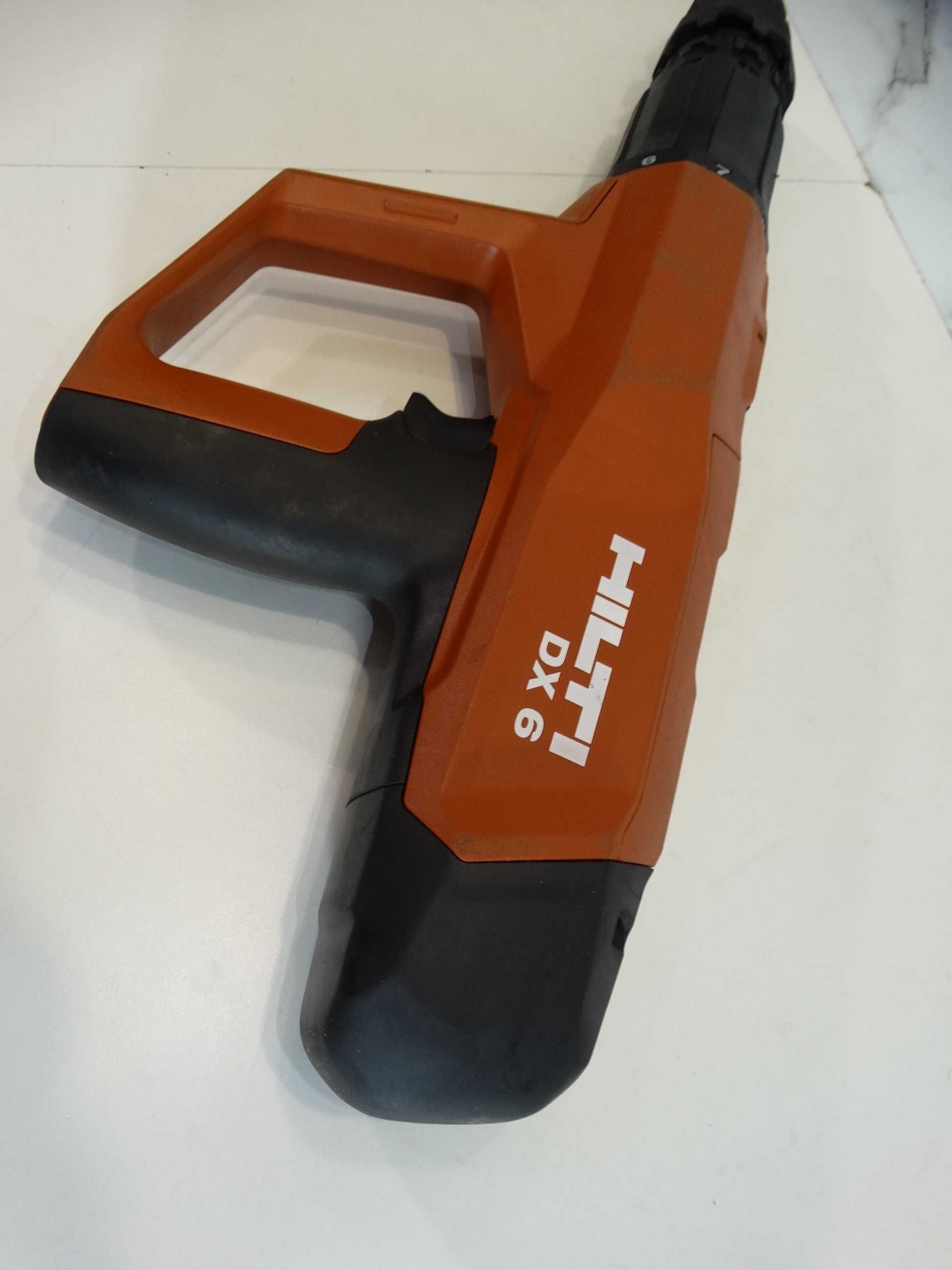 Hilti DX 6 F8 - Уред за директен монтаж