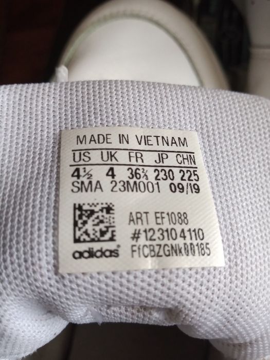 Încălțăminte adidas pentru fete