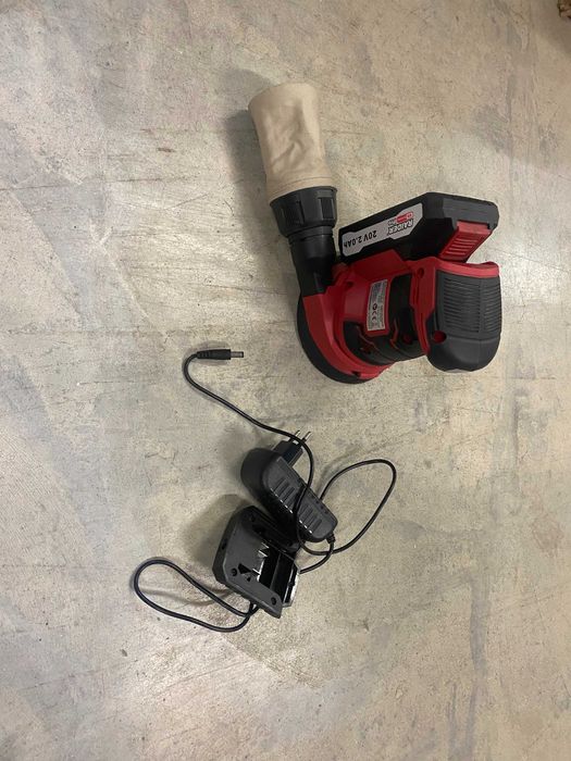 030140	R20 Ексцентършлайф акум. Li-ion 1x2Ah ø125mm RDP-SRSA20