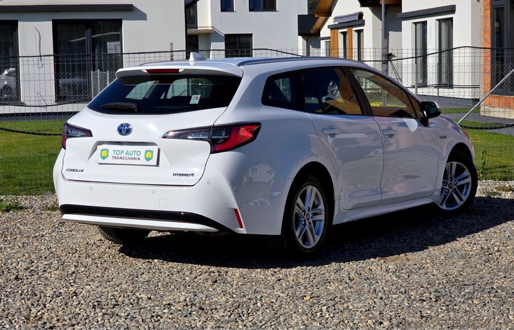 Toyota Corolla HYBRID //Rate//