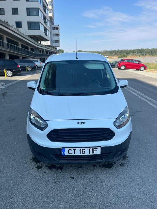 Vând ford tranzit courier 2018