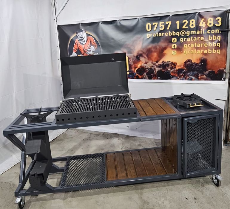 Grătar cu blat de lucru și arzător pe gaz