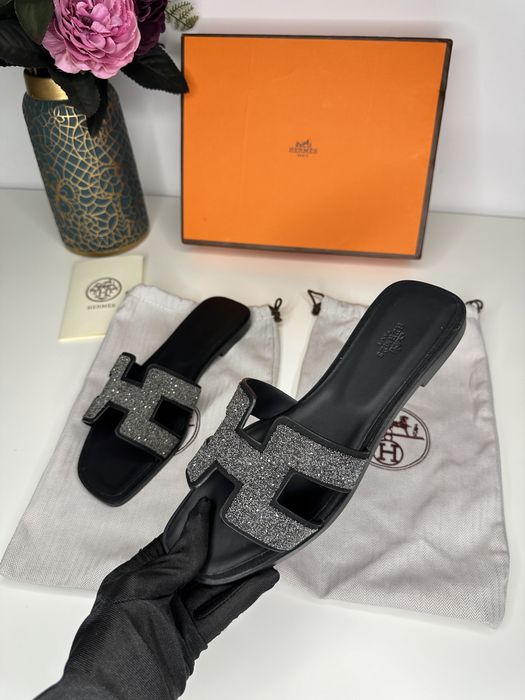 Papuci HERMES piele  36 37 38 39 cutie cadou cv