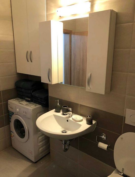 Studio modern în Tractorul – Confort și locație excelentă!