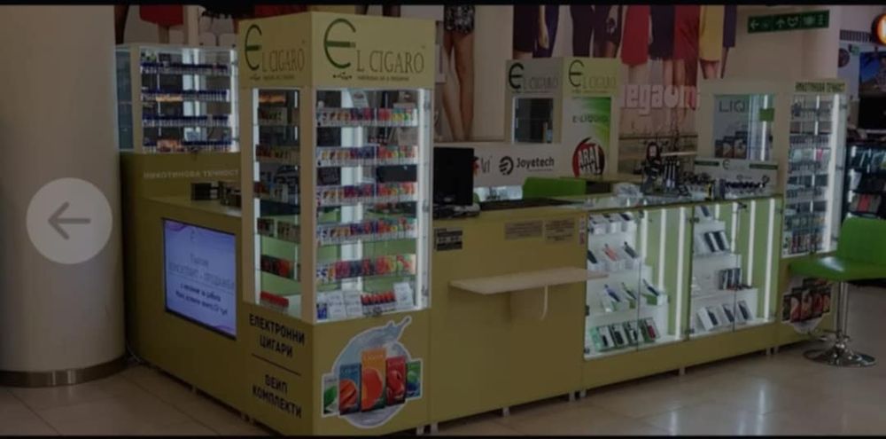 РАЗПРОДАЖБА!Оборудване за магазин - витрини,стелажи,шкафове