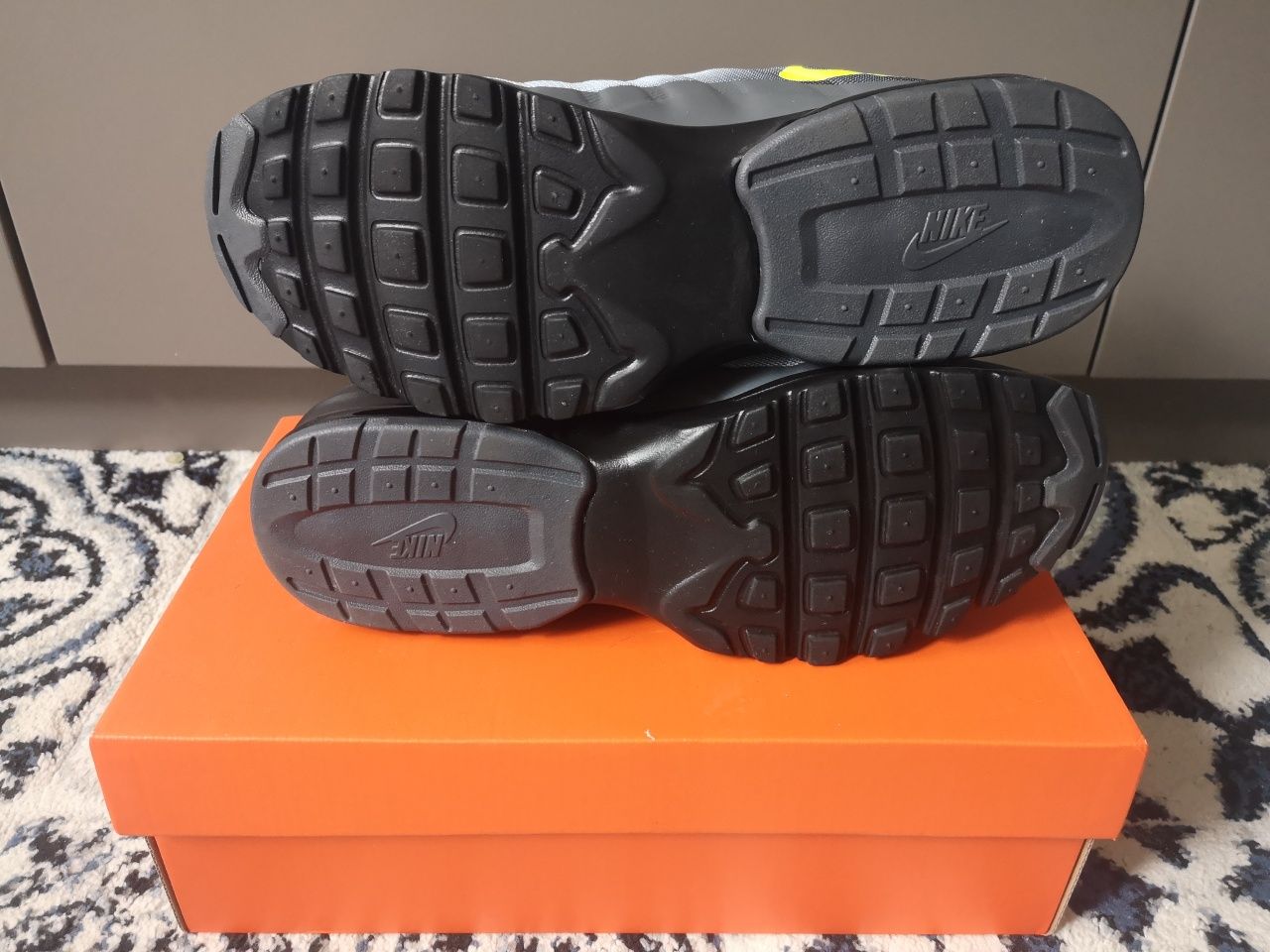 Маратонки Nike Air Max Invigor