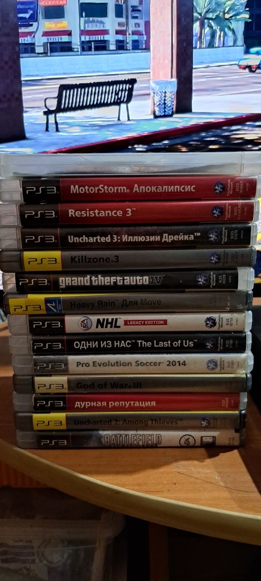 Продажа Ps3  Плейстшен 3 с набором  дисков в комплекте