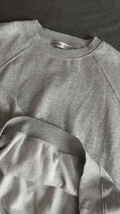 Дамски светлосив суитшърт Bershka (M)