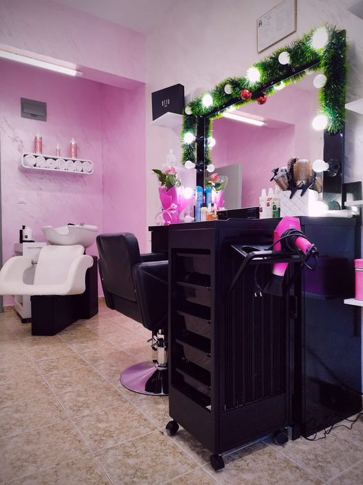 Обурудване за фризьорски салон