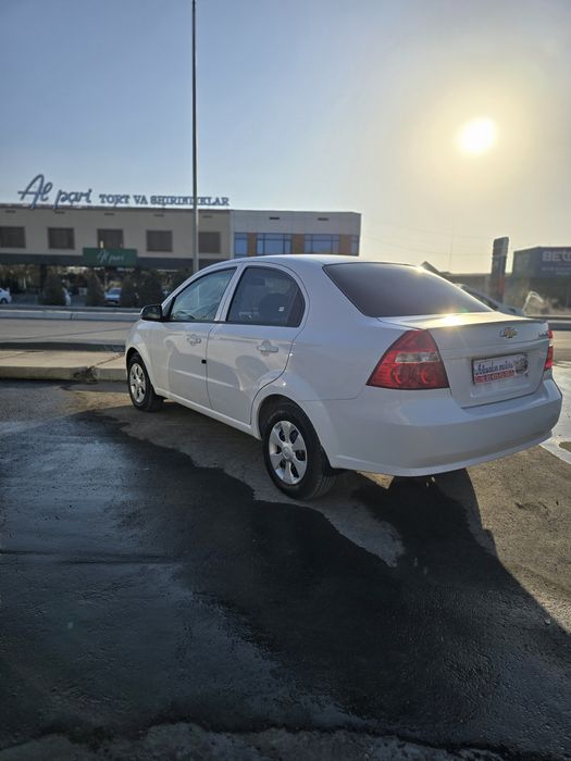 Нексия равон механика сотилади.