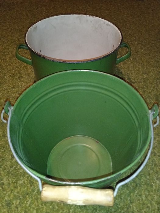 Хоз товары для дома кастрюли,ведра