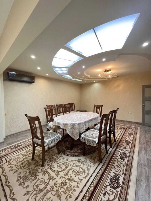 Юнусабад 3, 4/1/4 Продаётся квартира первая линия французская планиров