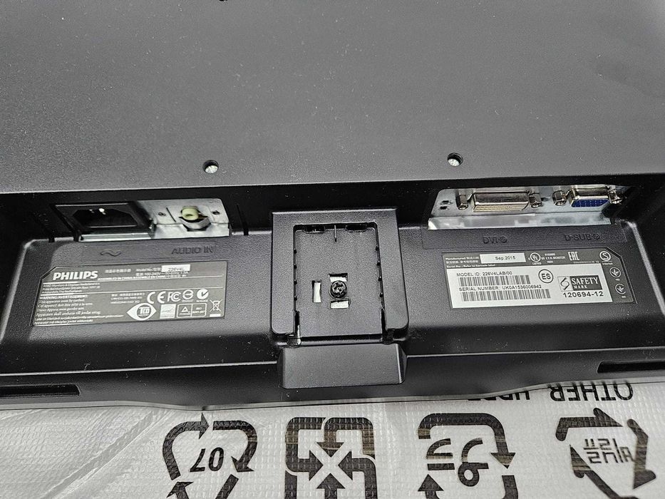 PC Gaming cu Monitor, Mouse și Tastatură - Stare foarte bună