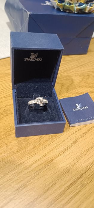 Пръстен Swarovski