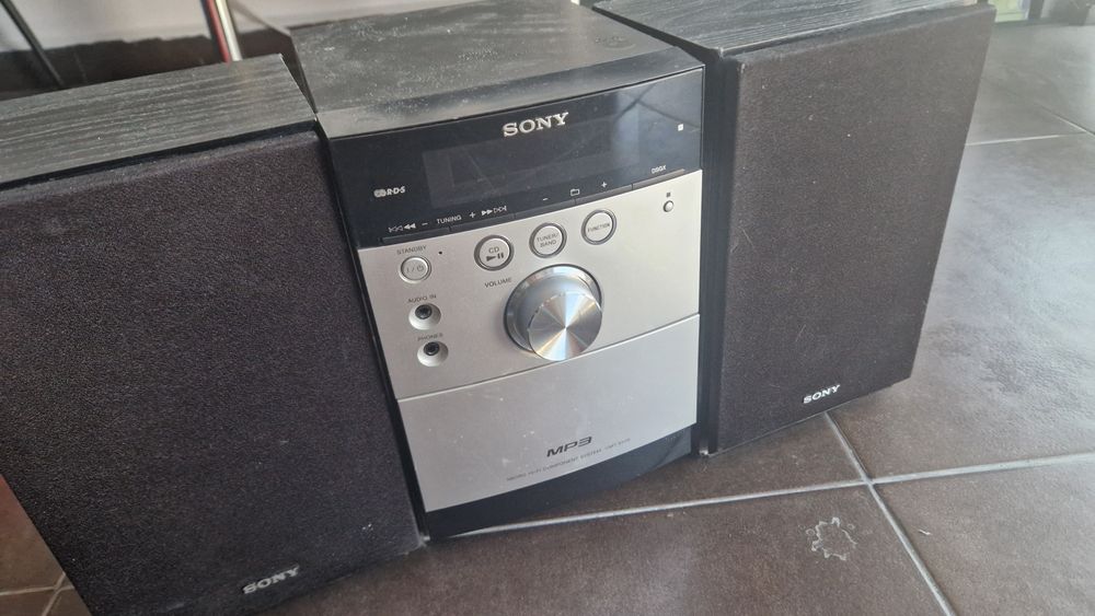 Sony Micro Hi-Fi System CMT-EH15