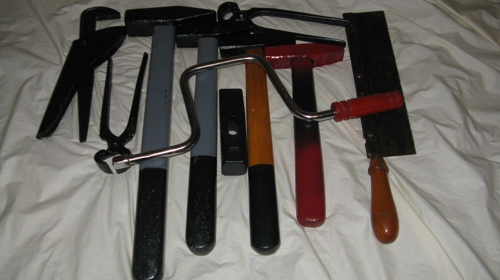 Vand scule si unelte