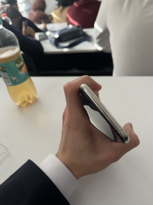 Iphone xs max srochna sotildii!!