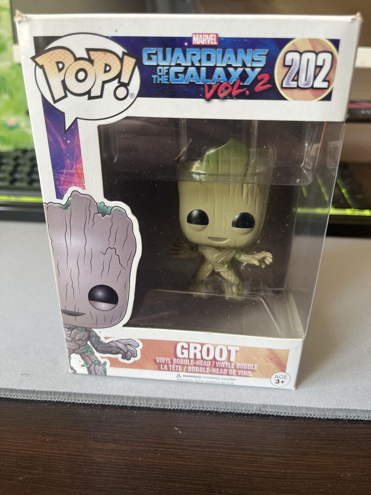 funko pop Groot/avengers