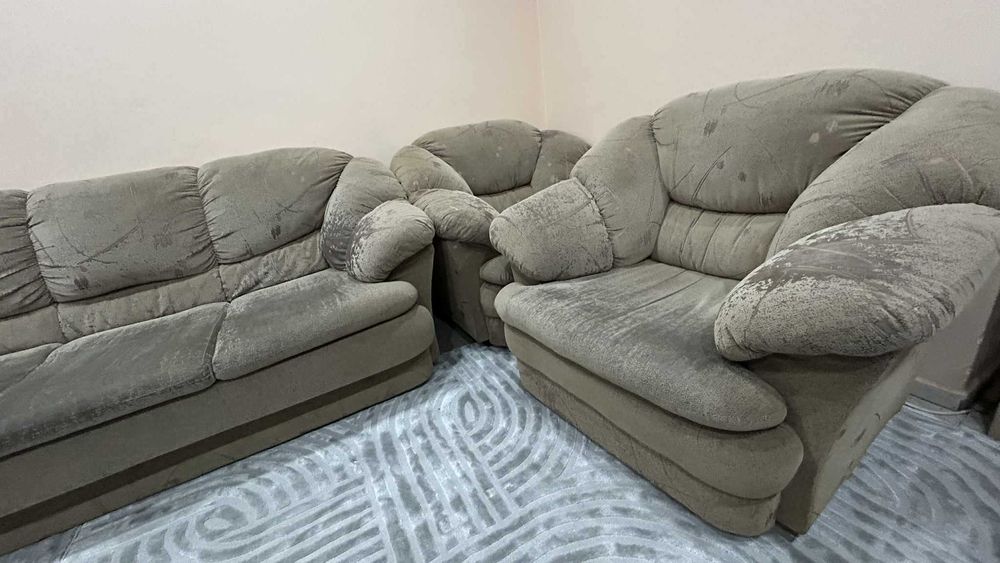диван + 2 бр. фотьойли