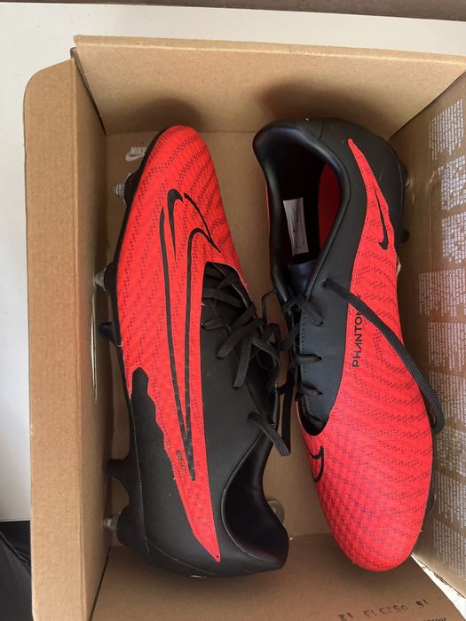 Ghete de fotbal phantom gx Academy au fost purtate doar de 2 ori