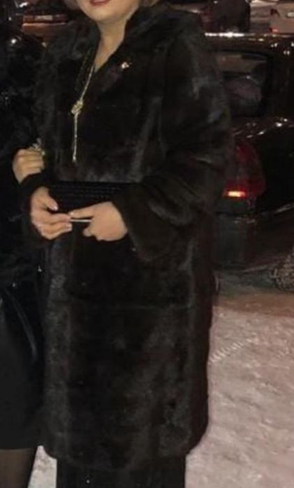 Продам Шубы 2 шт