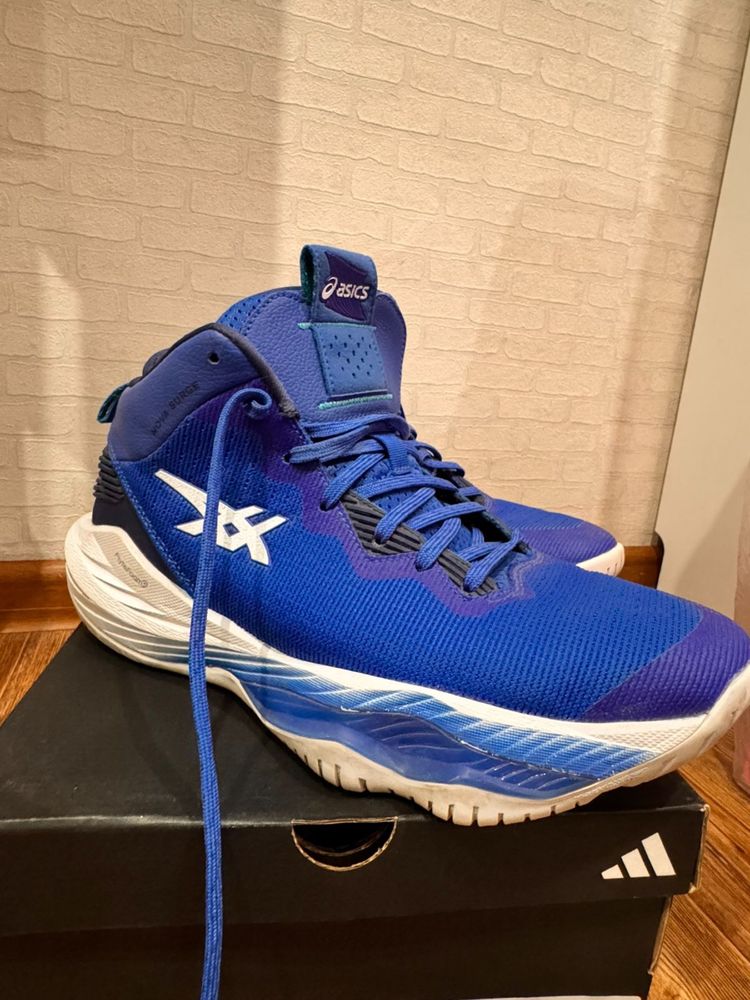 Asics Nova Surge 2, 44 размер, 28 см