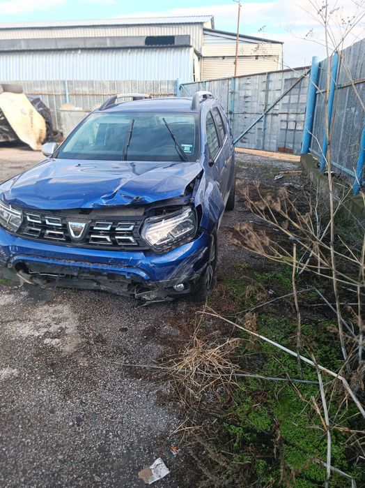 Dacia duster 1.3 tce 4x4 за части може и цяла