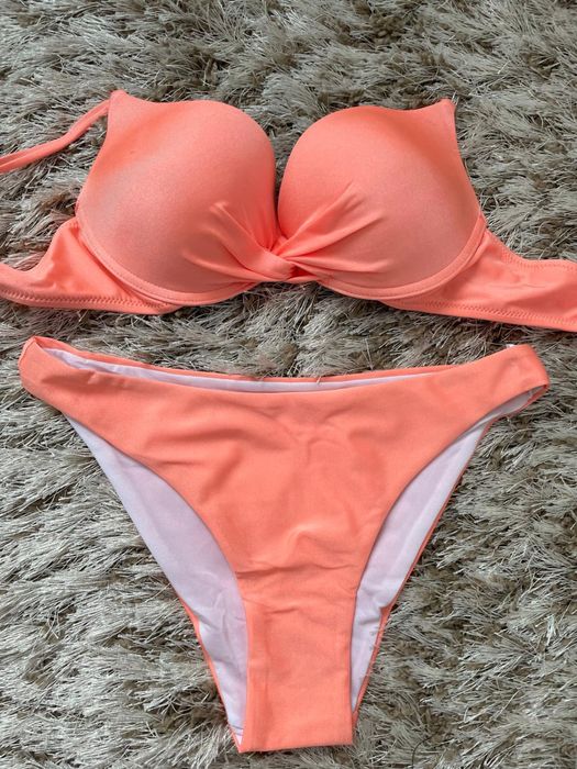 Costume de baie noi ( 2 piese )