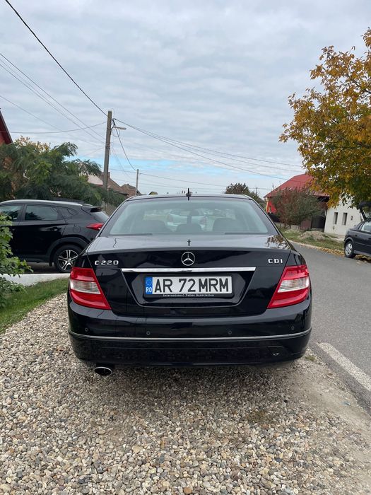 Mercedez-Benz C-Class C220