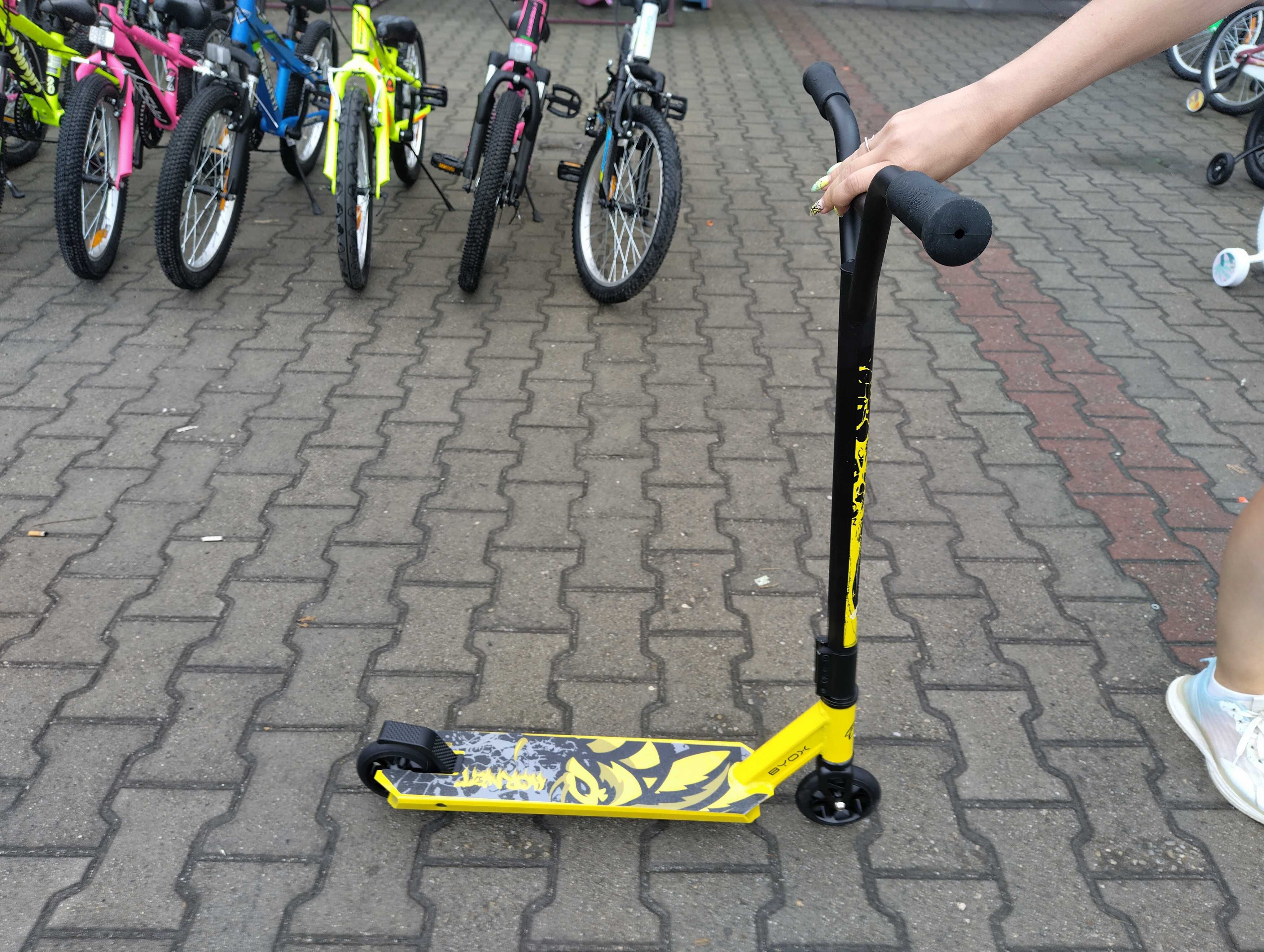 BYOX Детска тротинетка stunt HORNET