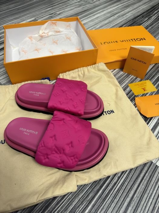 Papuci Louis Vuitton Louis Vuitton Pool Pillow roz