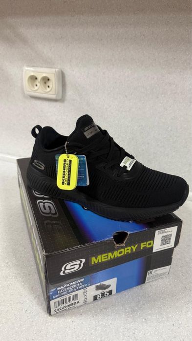 Оригинальные кроссовки sketchers