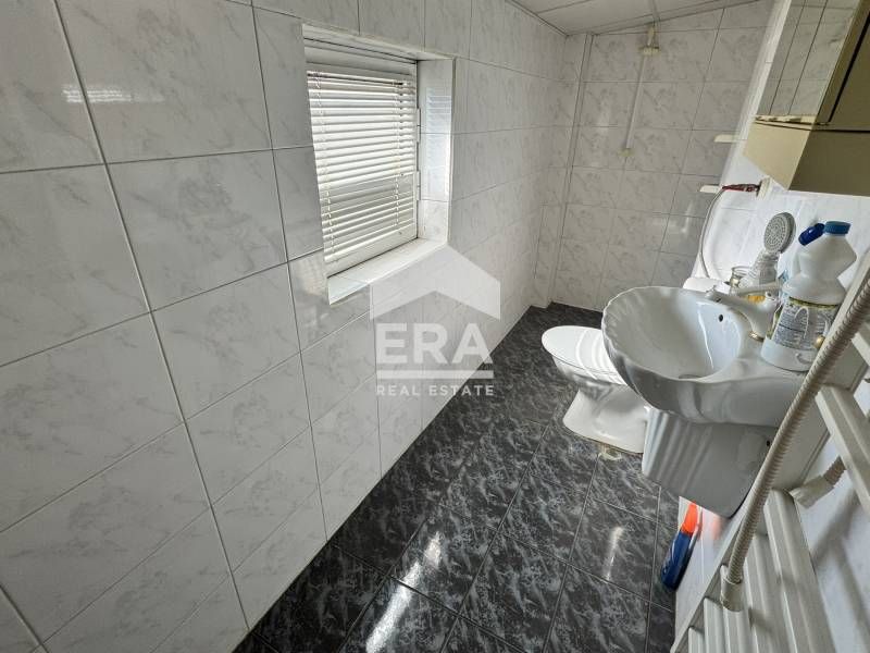 Продава се Четиристаен апартамент в Варна, Чаталджа - 144 кв.м за 1694 €/кв.м - Снимка #9