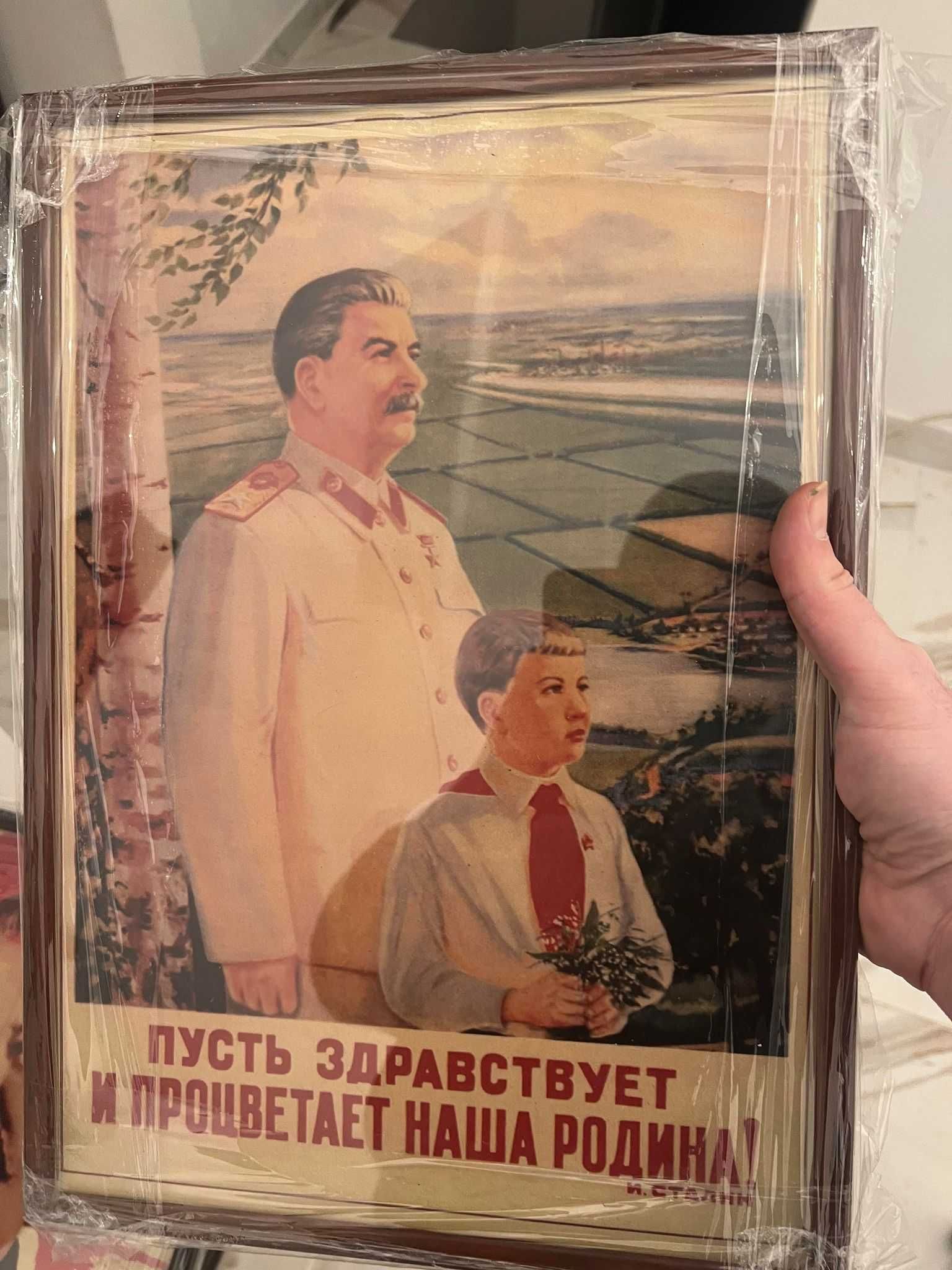 ziar si poze stalin propaganda