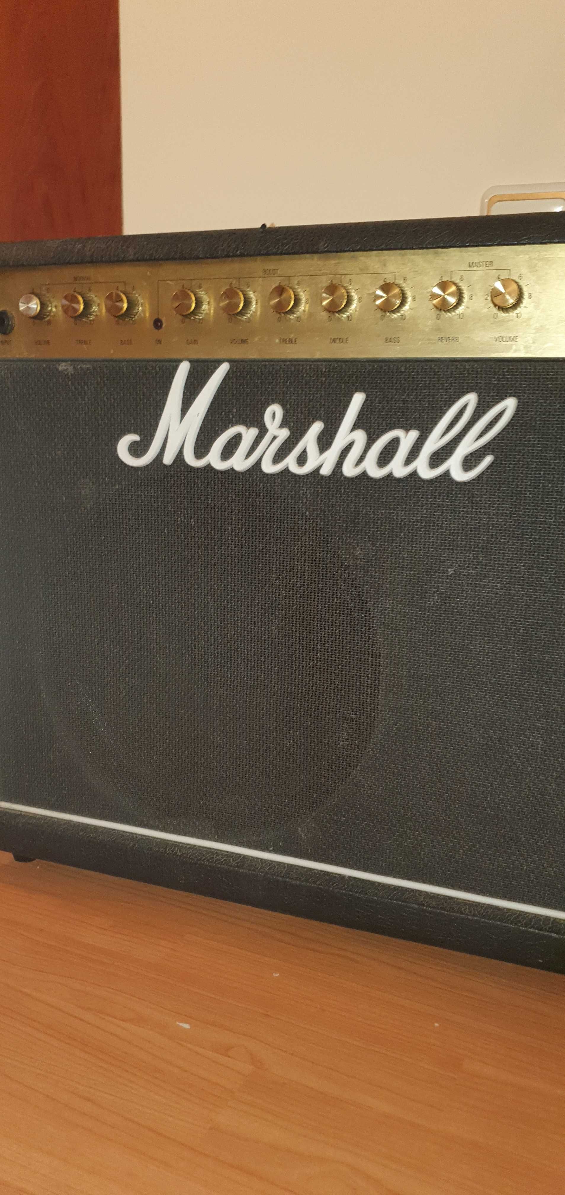 Marshall 5210 Solid State Кабинет Китарен Усилвател