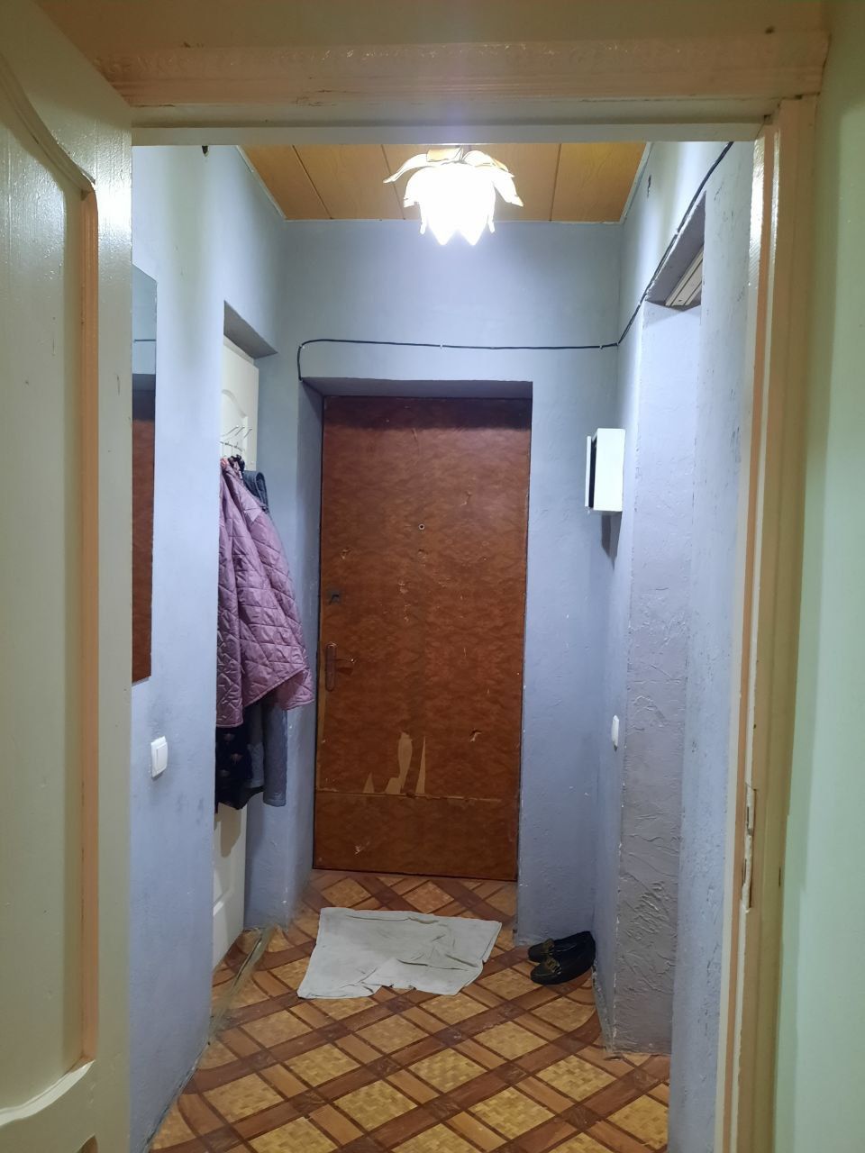 Продаётся 1/1/4 Дубовая, галерейка