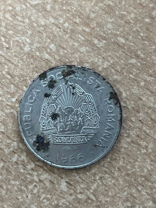 Vând monedă 25 banii din anul 1966