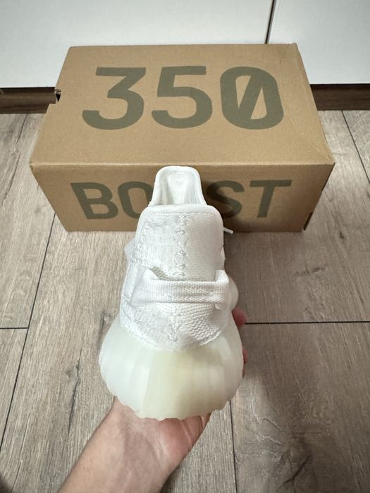 Adidasi yezzy 350 albi