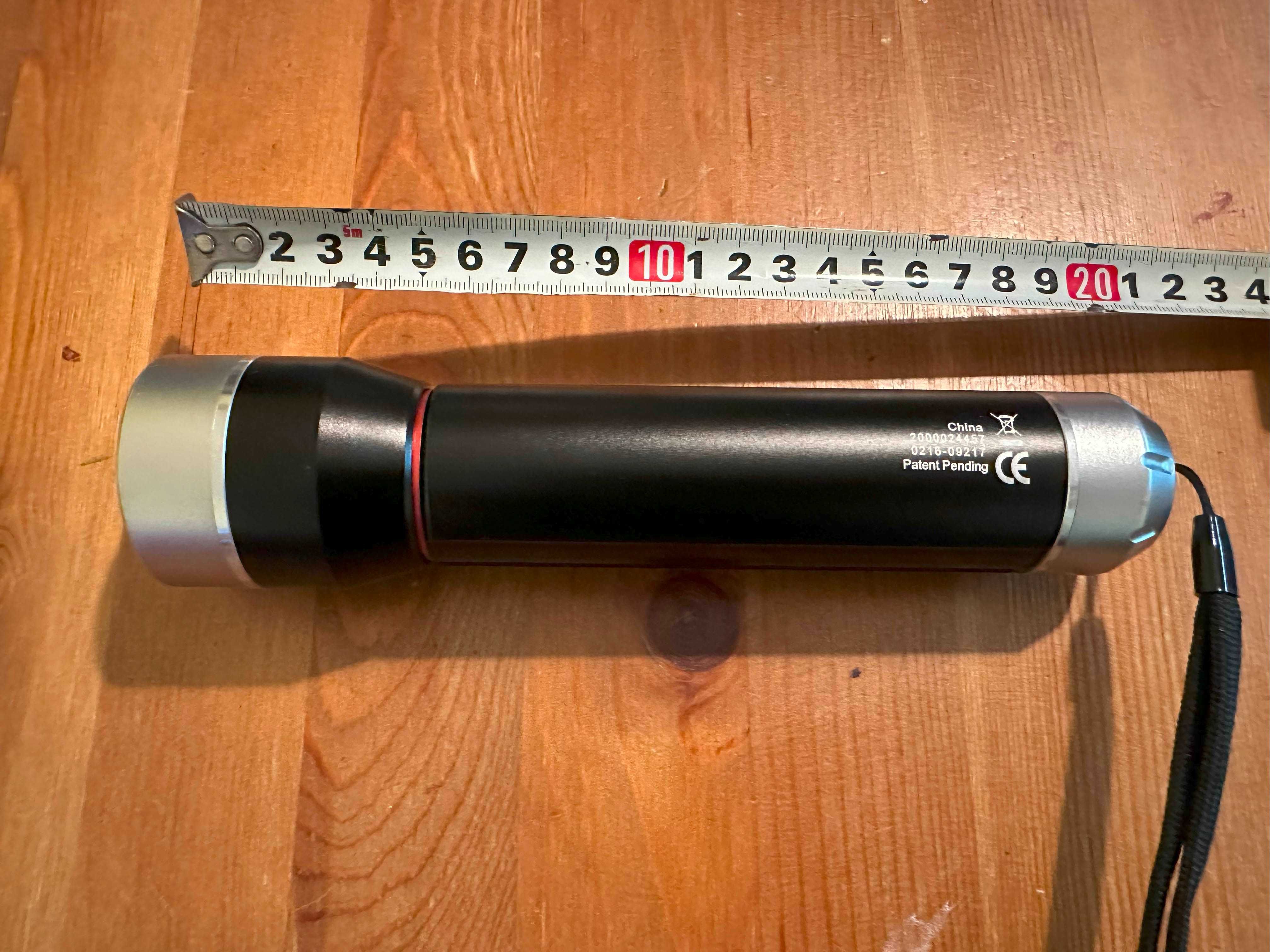 Прожектор Coleman divide+ 700 LED